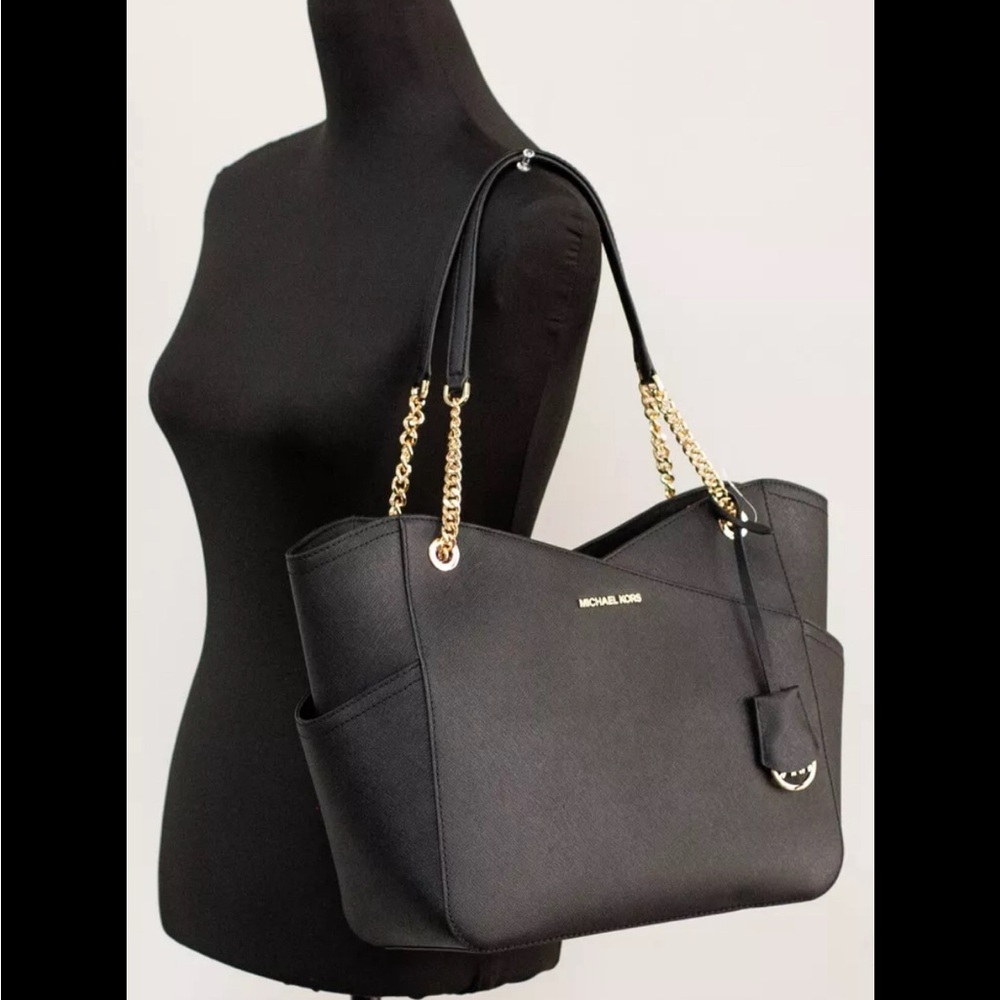 Micheal Kors Shoulder Tote Bag Large Capacity, Perfect for school, work , travel